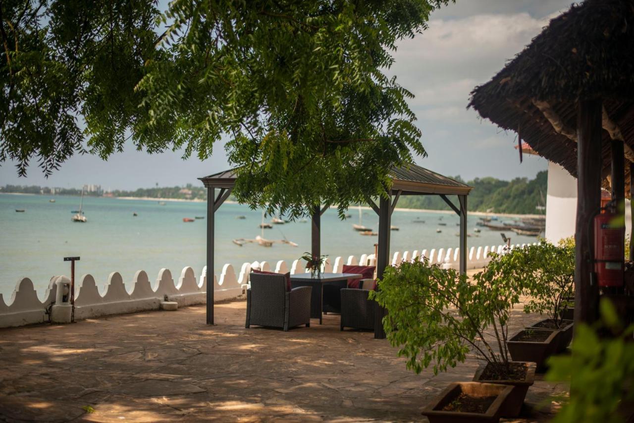 Sea View Beach Hotel Zanzibar 外观 照片